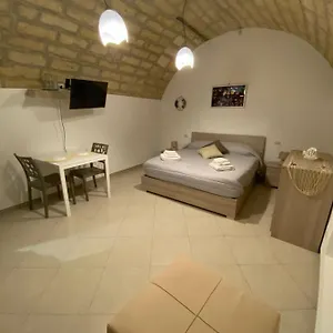 Mirabari , Bari Italia